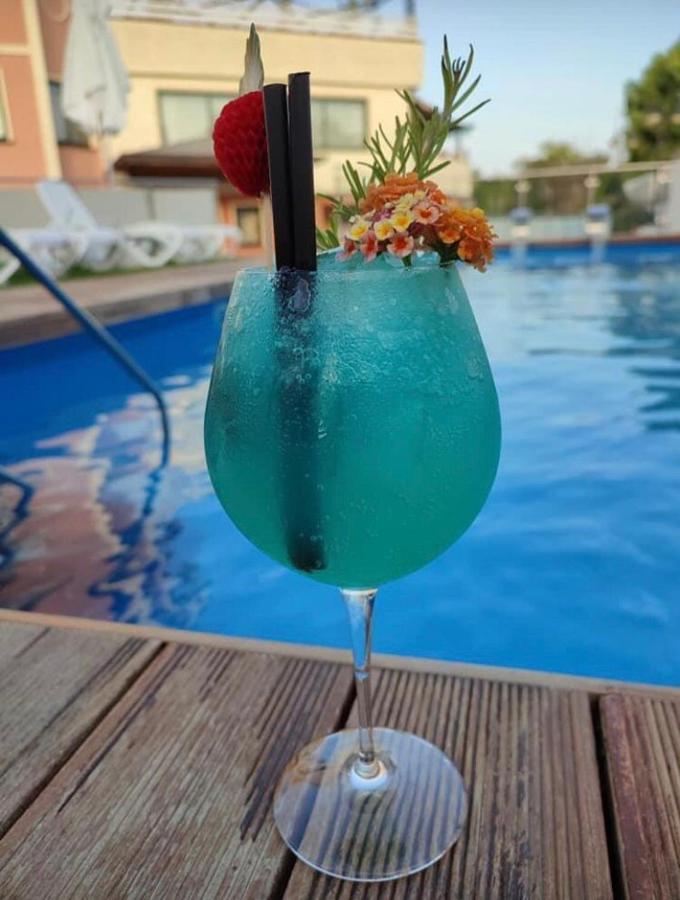 Il Castello Hotel Terzigno Bagian luar foto